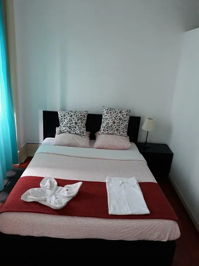 Lisbon Peace Hostel Guest house