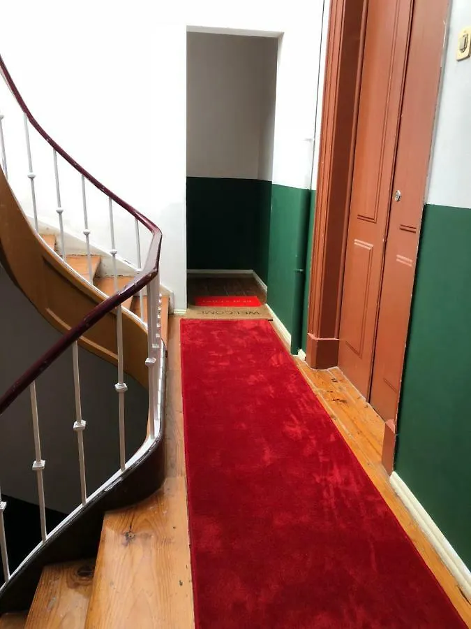 Guest house Lisbon Peace Hostel